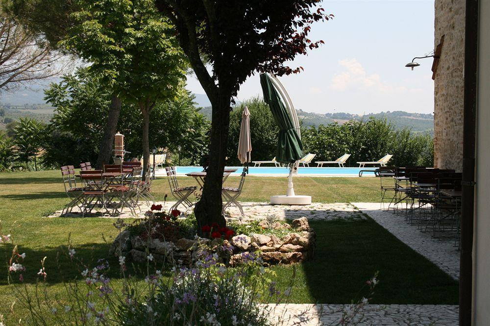 Entropia Ristorante Country House Тоди Екстериор снимка